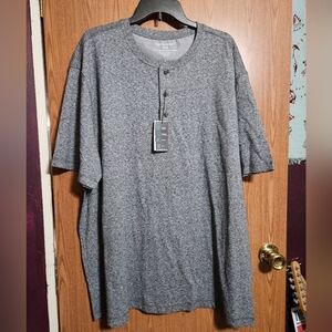 Britches NWT Mens Gray Moisture Wicking Short Sleeve Tee!